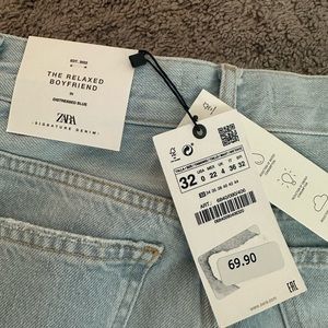 NWT- Zara Relaxed Boyfriend Jean